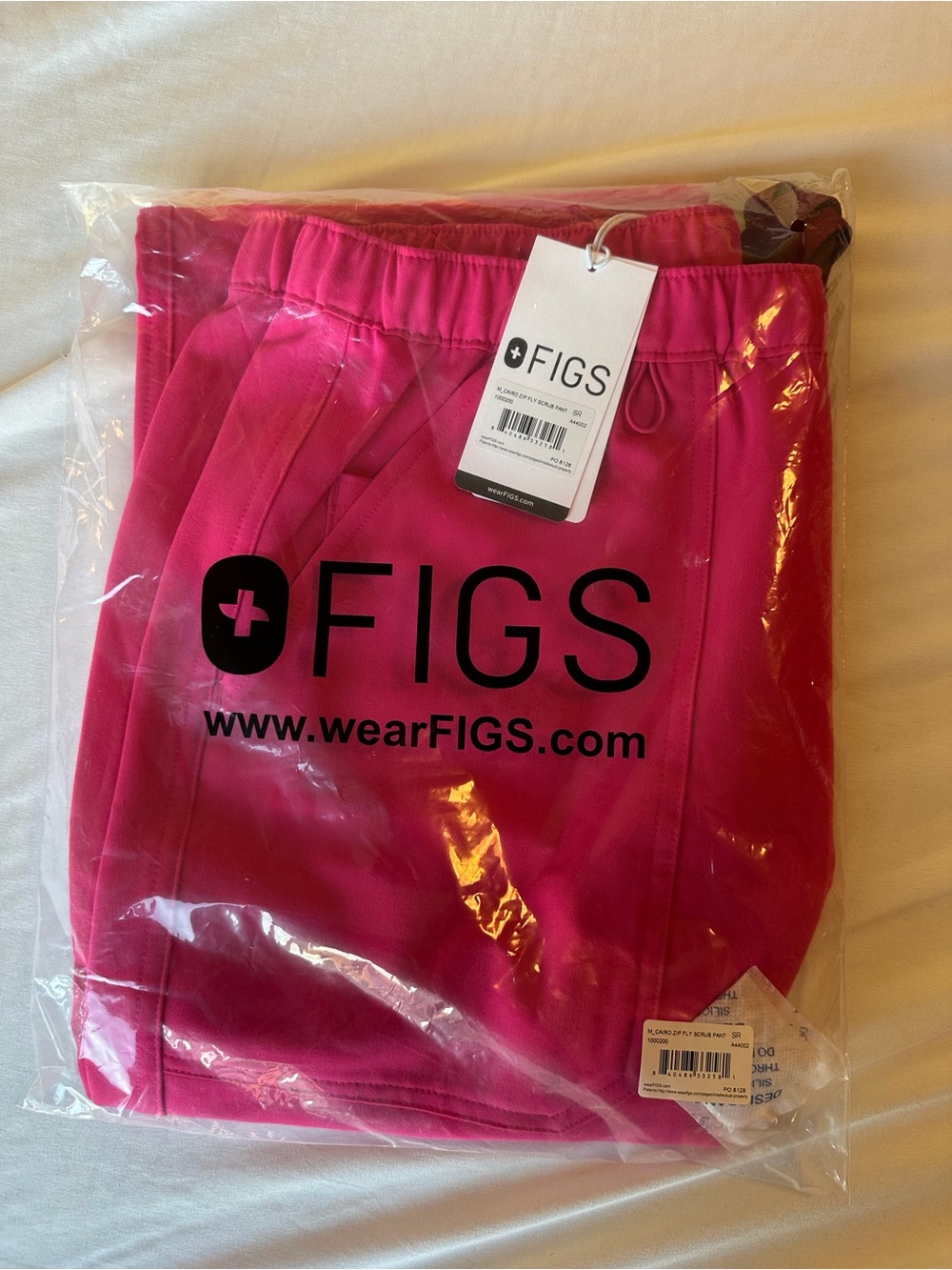 NWT FIGS Cairo Cargo Zip Fly Scrub Pants Size Small Regular Bright Pink